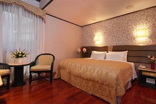 Pink Lotus Hotel Taipei Exterior photo