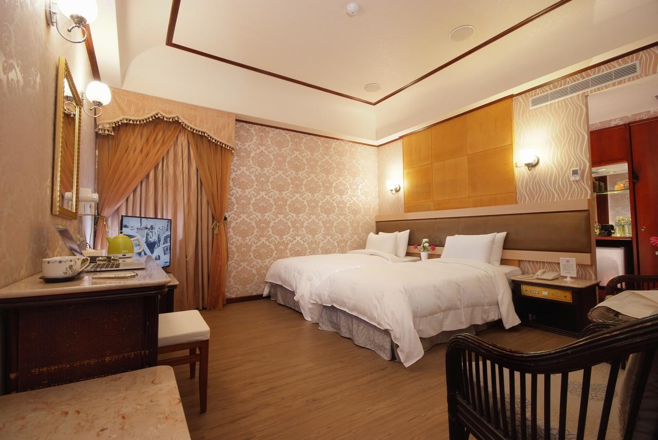 Pink Lotus Hotel Taipei Exterior photo
