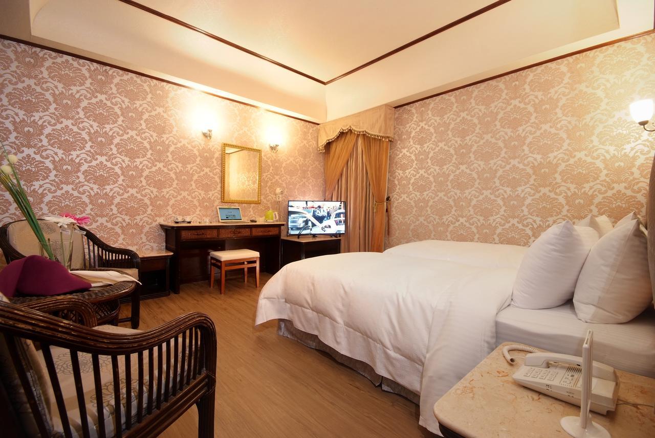 Pink Lotus Hotel Taipei Exterior photo